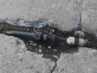 Detecting a leaking pipe early can help save money in the long run by allowing for a quick and effective pipe repair