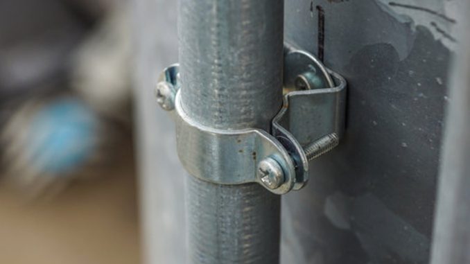 Pipe support clamps are used to support pipelines suspended from above and fix pipes in place